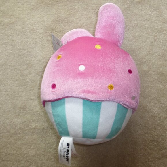 NWT SANRIO My Melody cupcake plush - Picture 6 of 12